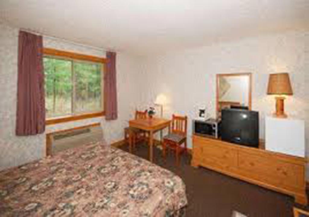The Pinewood Lodge Au Gres Rom bilde