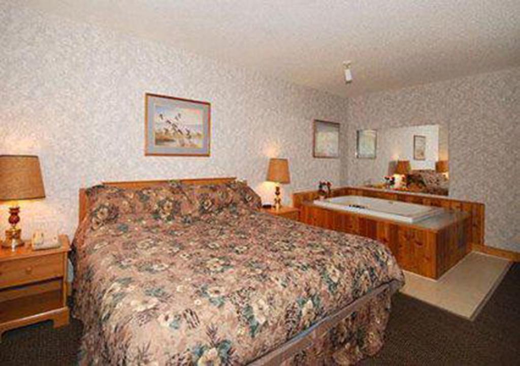 The Pinewood Lodge Au Gres Rom bilde